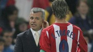 <strong>AGUIRRE HABLA.</strong> Javier Aguirre ha hablado tras su salida del Atlético y ha asegurado que el club no le informó de la venta de Fernando Torres al Liverpool.