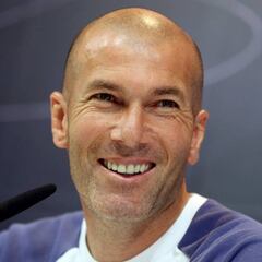 Zidane: "James y yo buscamos lo mismo, no hay ningún lío"