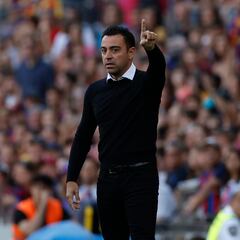Xavi: “Ha sido de piel de gallina; Busquets y Alba han sido ejemplos”