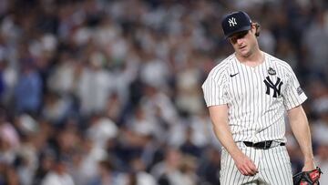 NEW YORK, NEW YORK - OCTOBER 30: Gerrit Cole #45 of the New York Yankees reacts after Teoscar Hern�ndez #37 of the Los Angeles Dodgers hit a two-RBI double during the fifth inning of Game Five of the 2024 World Series at Yankee Stadium on October 30, 2024 in the Bronx borough of New York City. Sarah Stier/Getty Images/AFP (Photo by Sarah Stier / GETTY IMAGES NORTH AMERICA / Getty Images via AFP)