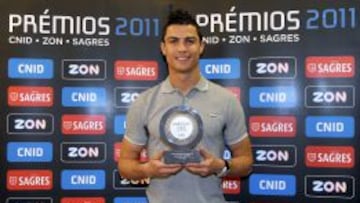 Cristiano, con el premio de 2011.