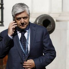 La U amenaza con acciones legales por episodio del shampoo