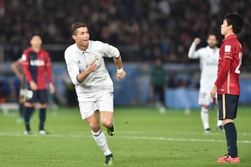 El Mundial de Clubes de 2016 enfrentó al Real Madrid ante el Kashima Antlers. Primera vez que un equipo asiático llegaba a una final. Los japoneses pusieron contra las cuerdas a los blancos, y en la prórroga, Cristiano Ronaldo marcó dos goles que ponían el definitivo 4-2 en el marcador.