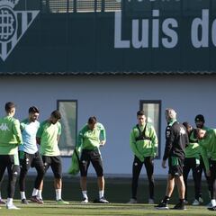 Canales, Fekir y Bellerín no se entrenan a dos días del Rayo