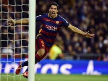 Luis Suárez celebrando el gol 0-1 para el Barcelona