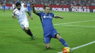 Alexis en el partido contra el Sevilla.