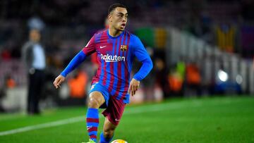 El seleccionado estadounidense Sergi&ntilde;o Dest vive un momento de incertidumbre con el Barcelona