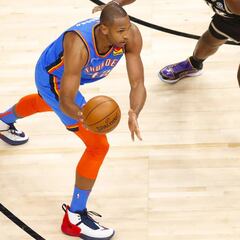 Los Thunder congelan a Al Horford