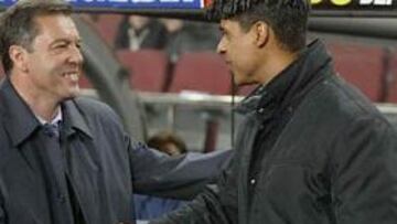 <b>FAVORES.</B> La victoria del Atlético en el Camp Nou ha animado la Liga.