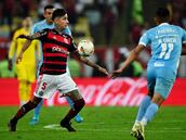 Erick Pulgar y Flamengo sacan ventaja en la Libertadores