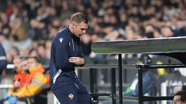 Permanencia y playoff en juego