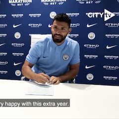 Kun, renovado: "Quiero estar 10 años en la Premier League"
