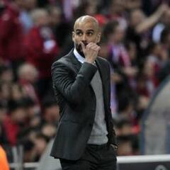 Dardo de Guardiola: "El césped no ha ayudado a nuestro juego"