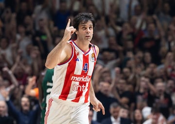 Su única Euroliga la ganó con el CSKA (2015-16), equipo al que llegó en 2011 procedente del Olympiacos, con el que había sido el mejor del curso en 2010. En 2017, cuando era uno de los mejores bases del Viejo Continente, decidió cumplir el sueño americano y marcharse a la NBA. En 2019 sorprendió al firmar por un equipo de Eurocup. Con la Virtus ganó esta competición en 2022, siendo el MVP de la final. En 2023 volvió a su país para jugar en el Estrella Roja.