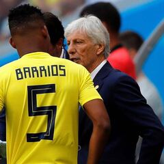 Barrios da la razón para que Pékerman siga en la Selección