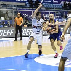 Un gran Calathes dirige al Barça a una sufrida victoria