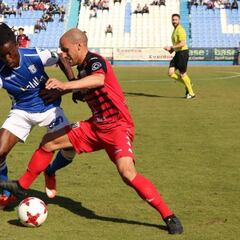 Richard Boateng firma dos años y Linares dice adiós al Oviedo