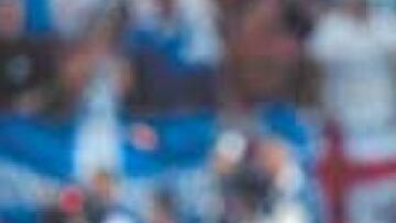 <b>DECEPCIONADO. </b>Zidane se retiró cabizbajo tras caer eliminado por Grecia en los cuartos de final de la Eurocopa. Este pudo ser su último partido con la selección francesa.