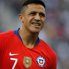 Pizarro: "Alexis debe recuperar el hambre por el fútbol"