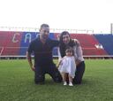 La niña bautizada en cancha de San Lorenzo prepara su recibimiento en el Vaticano