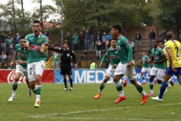 El audino es volante de contención, pero el DT Jorge Pellicer le ha conferido la titularidad en el cuadro itálico como lateral derecho, adaptándose sin dificultades. 