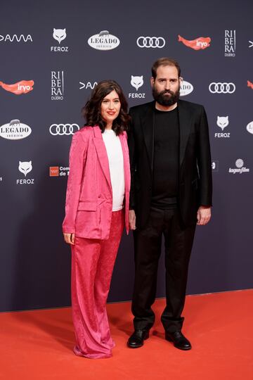 Pilar de Franco y Francisco de Borja posan en la alfombra roja de la XI edición de los Premios Feroz.