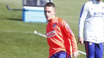 Borja Garcés, en un entrenamiento del Atlético.