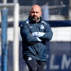 Manolo González, el conductor de autobuses que se curró llegar a la elite