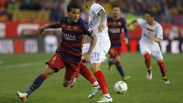 Dani Alves en la final de Copa del Rey.