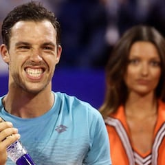 Cecchinato se impone en Umag y Johnson gana en Newport