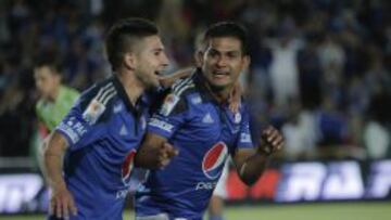 Jhonatan Agudelo y David Silva, autores de los goles 4998 y 4999 de Millonarios, respectivamente.