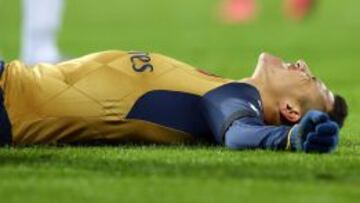 Alexis se mostró agotado en la derrota del Arsenal en casa del West Brom por la última jornada de la Premier League.