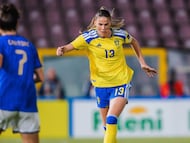 Bella Andersson, en su debut con la selección absoluta de Suecia.