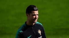 Portugal boss Santos fumes at repeated Cristiano questions