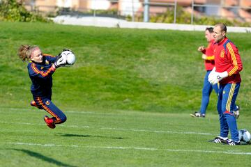 La guardameta sevillista, no estaba en una convocatoria desde 2017.