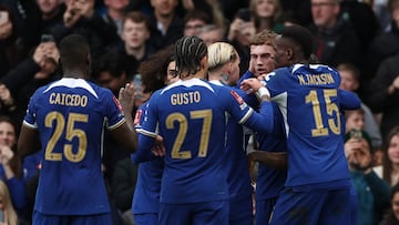 Soccer Football - FA Cup - Quarter Final - Chelsea v Leicester City - Stamford Bridge, London, Britain - March 17, 2024 Chelsea's Cole Palmer celebrates scoring their second goal with teammates Action Images via Reuters/Andrew Boyers