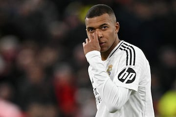 Mal partido de Kylian Mbappé, desangelado, errático y, a ratos, desaparecido.