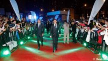 Los jugadores del Madrid, en la inauguración del Real Café en Dubai.