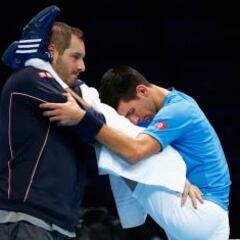 Maestros en acción: Djokovic y Federer en el día inaugural
