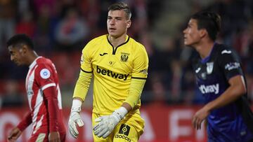 Lunin debuta en Liga