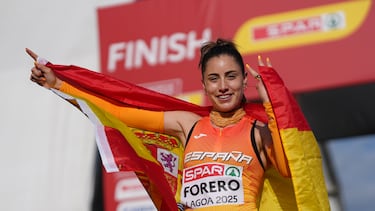 María Forero celebra su oro en los Europeos de campo a través de Lagoa 2025.