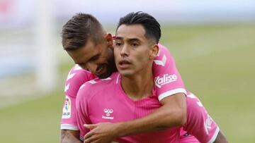 Resumen y goles de Las Palmas 2 - Almería 0: LaLiga SmartBank