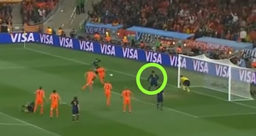 Joan Capdevila: “Jugué la final del Mundial lesionado; la rudeza de Países Bajos no era normal”