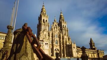 En la foto, vista de la fachada barroca de La Catedral de Santiago en la plaza del Obradoiro.