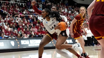 Kiki Iriafen #44 of the Stanford Cardinal drives to the basket.