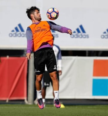 James se alista para recibir al Eibar y entrar en modo Selección