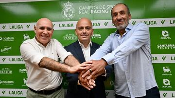 Manolo Higuera, Chema Aragón y Sebastián Ceria, del Racing.