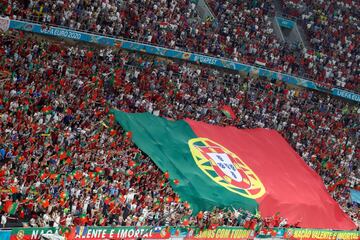 Aficionados de la selecci¨®n de Portugal.