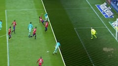 Osasuna 0-3 Barça: hosts appeal for offside after Suárez goal