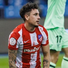 Giménez da la cara y pide perdón por la derrota y por la expulsión